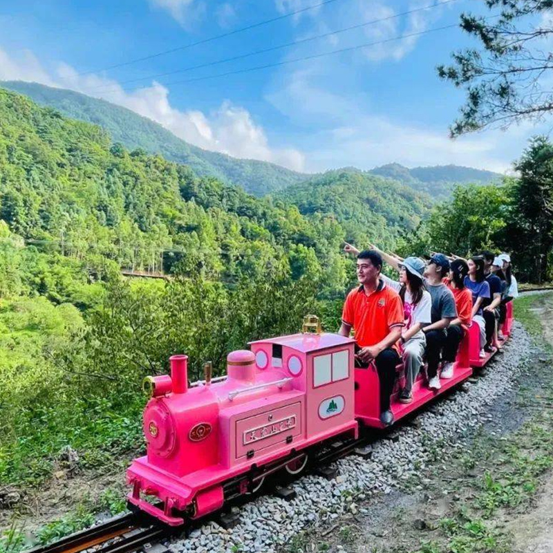 【玩水漂流季】云浮新興天露山、禪龍峽漂流或環(huán)山小火車二選一、網(wǎng)紅廟街、國(guó)恩寺祈福、柏橋服務(wù)區(qū)純玩汽車2天